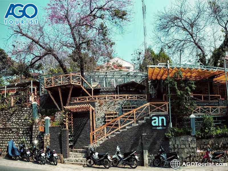 Quán cafe nhỏ xinh ấm cúng ở chợ đêm Đà Lạt