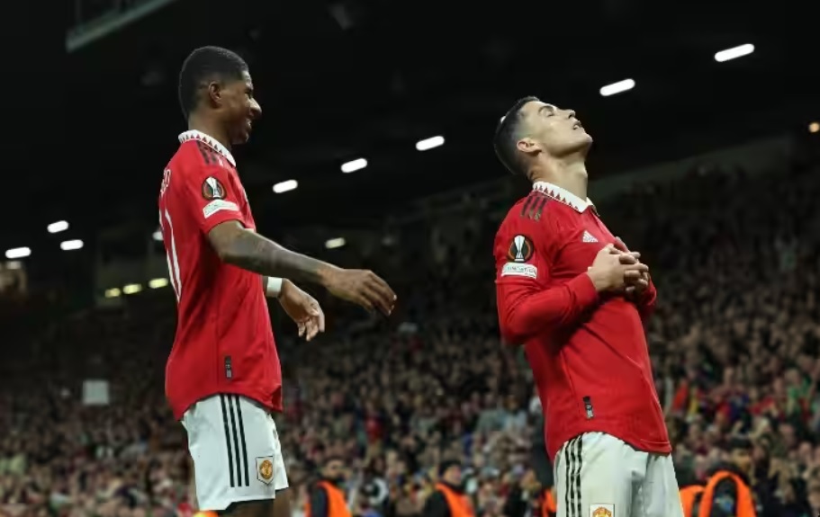 Cristiano Ronaldo ăn mừng bàn thắng với tư thế SIUUU đã trở thành biểu tượng toàn cầu