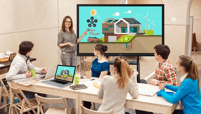 AI giải phóng giáo viên khỏi gánh nặng hành chính giúp họ tập trung vào tương tác và giảng dạy